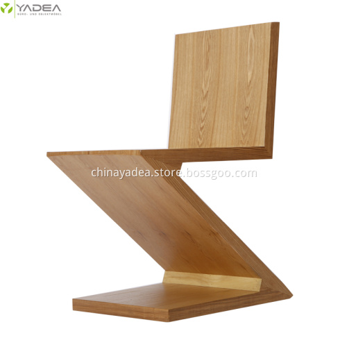 Rietveld natural Zig Zag wood dining chair